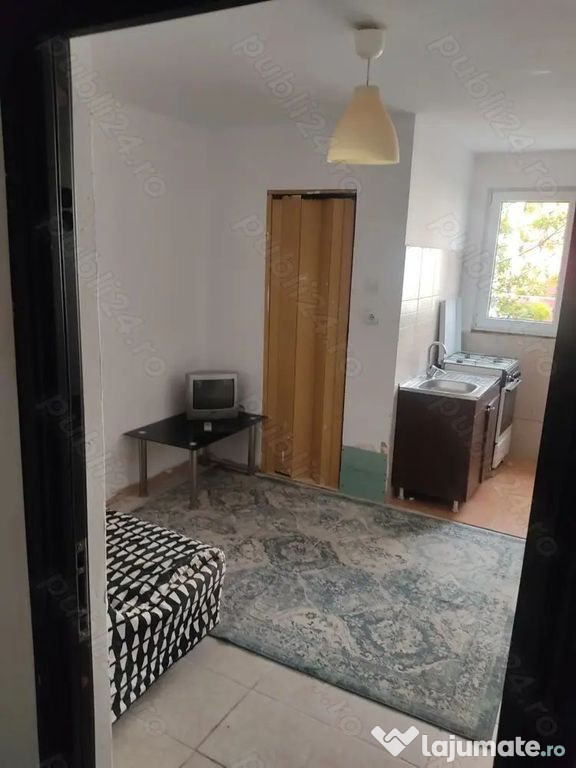 Vând garsonieră Aparatorii Patriei Nesty