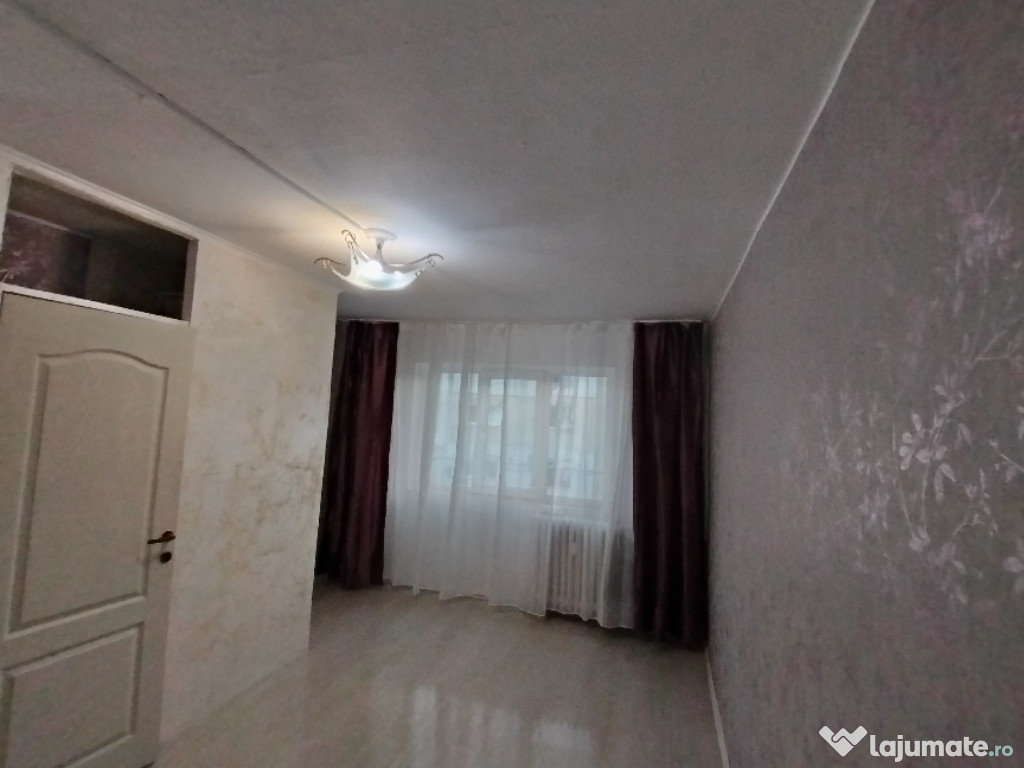 Proprietar vand garsoniera 17m