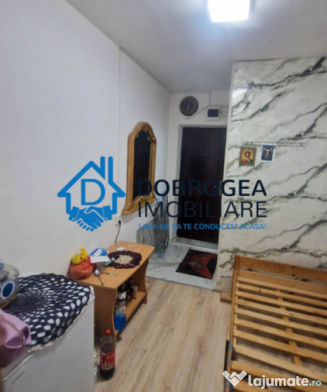 VEST - GARSONIERA CONFORT 3, ETAJ 1, BAIE PROPRIE.