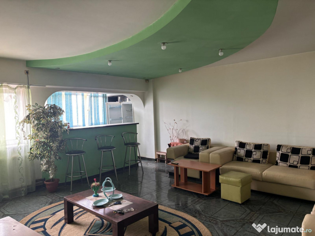 Apartament 3 camere decomandat, 73 mp utili, Craiovita Noua,