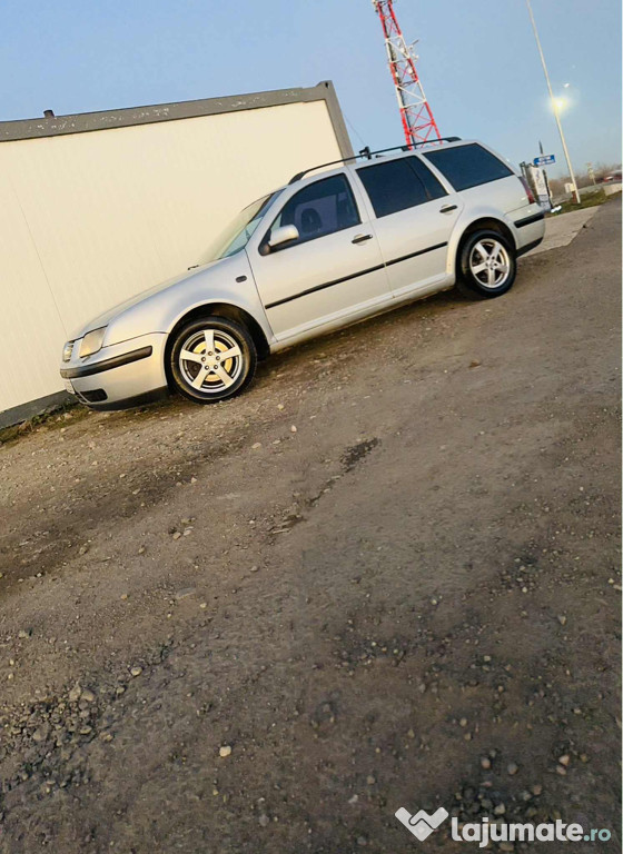 Vând bora 1.9 TDI, 6 trepte