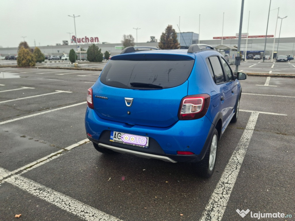 Dacia sandero stepway 2014. 0.9 tce. Benzina navigatie. Ac