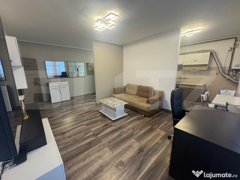 Apartament de vanzare, 65 mp, zona Piata Mica