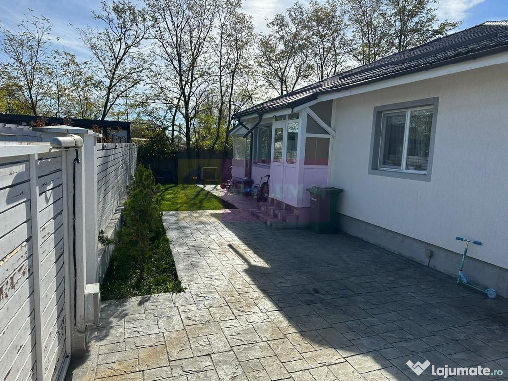 Casă 3 camere + dependințe, curte 380, Săbăreni