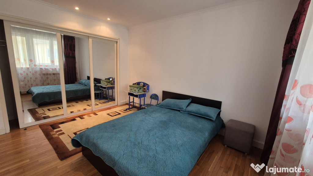 Apartament 3 camere - 76 mp - str. Nicolae Bălcescu