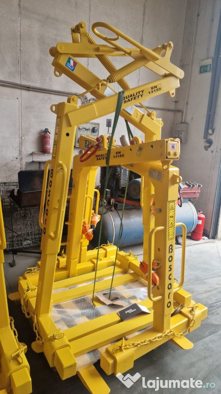 Furca macara pentru paleti