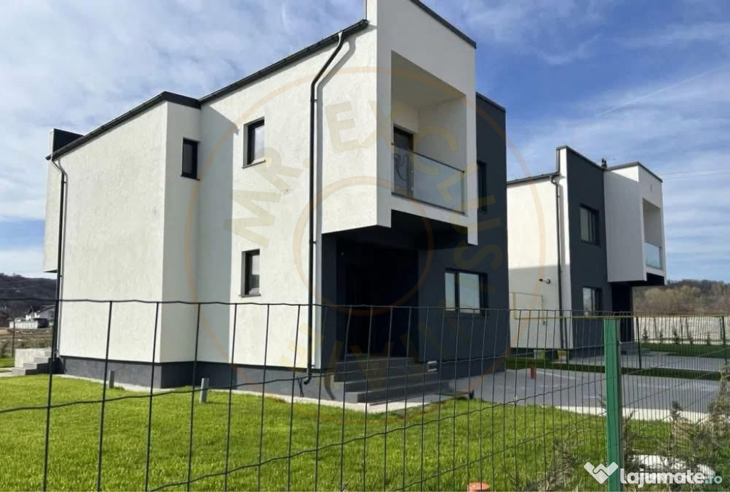 Casă cu 4 camere în Micești la 10 min de Pitesti si 5 min