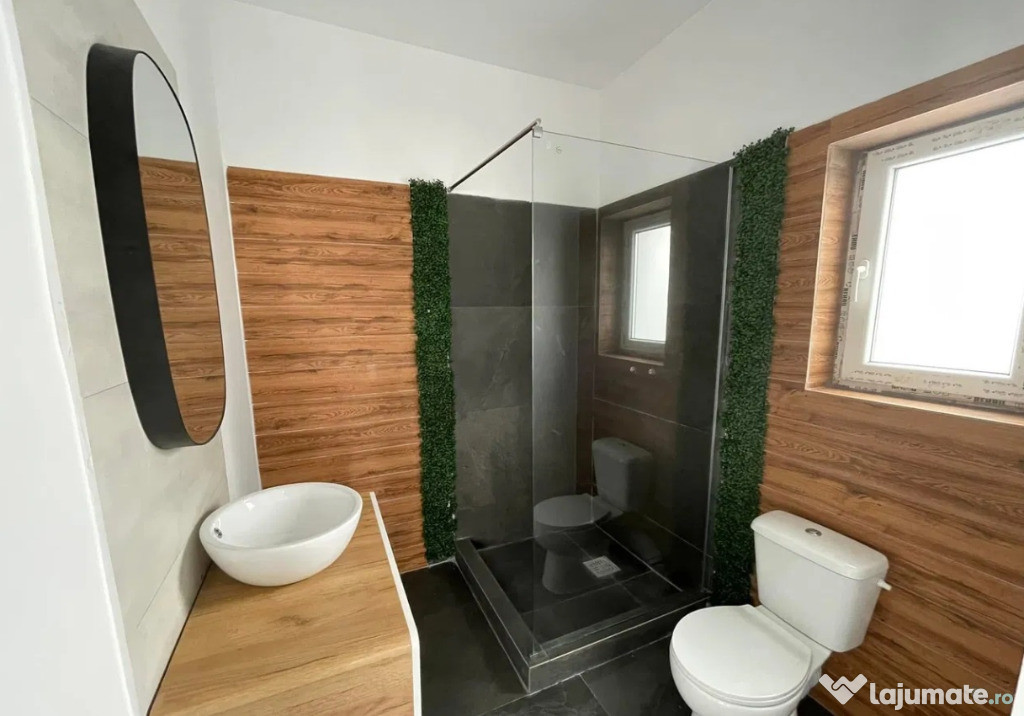 Casa cu 3 camere de vanzare|Locatie foarte buna