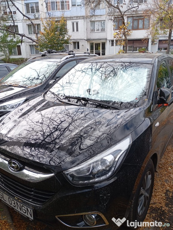 Vand Hyundai ix35 sau schimb cu dubita sau furgon