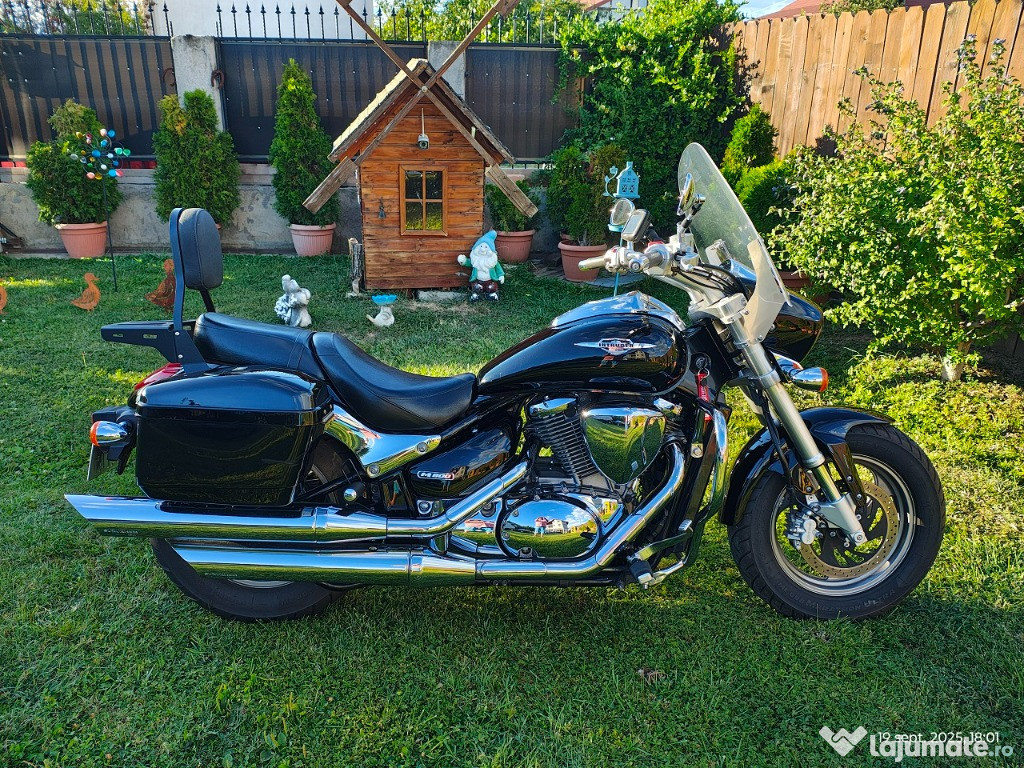 Suzuki Intruder M800