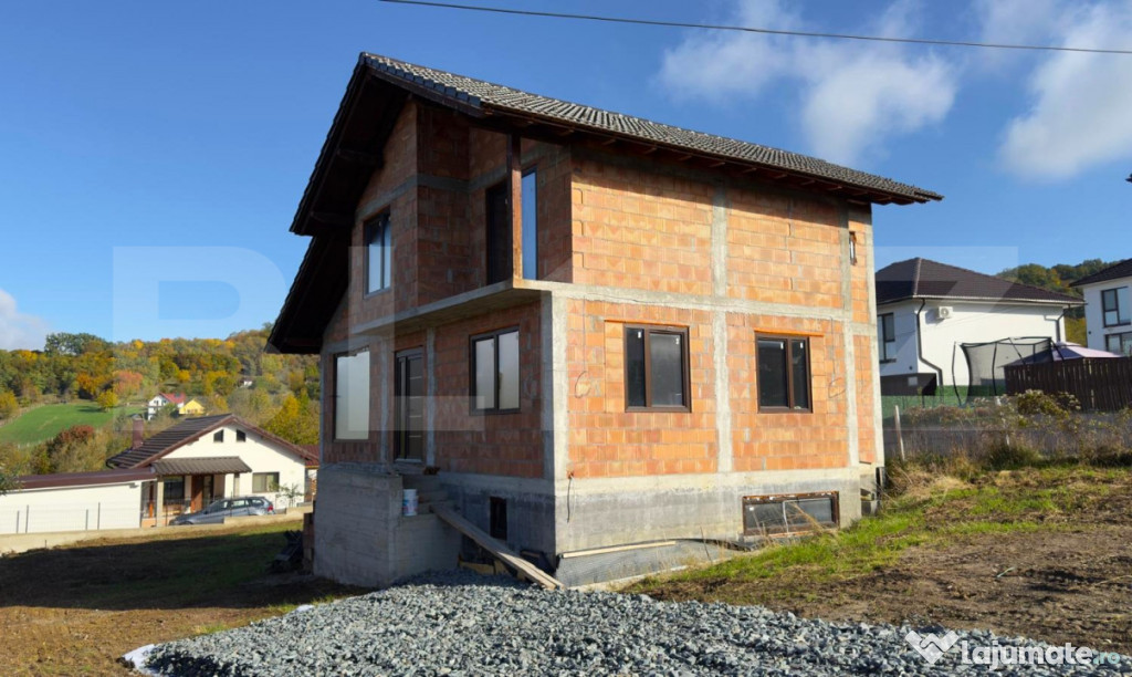 CASA SEMIFINISATA CU MATERIALE PREMIUM, IN ZONA VALEA BUDACU