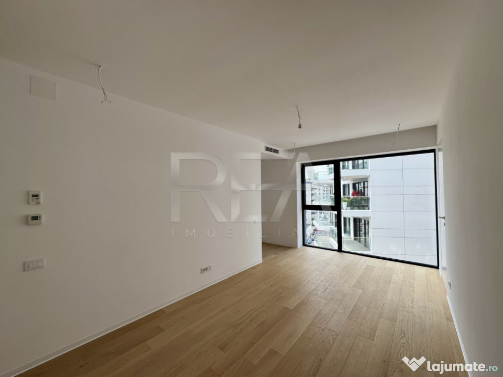 Studio Dublu mobilat si utilat in One Lake Club