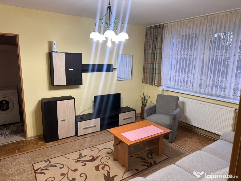 Închiriez apartament etaj 1 Cedonia/N. Iorga