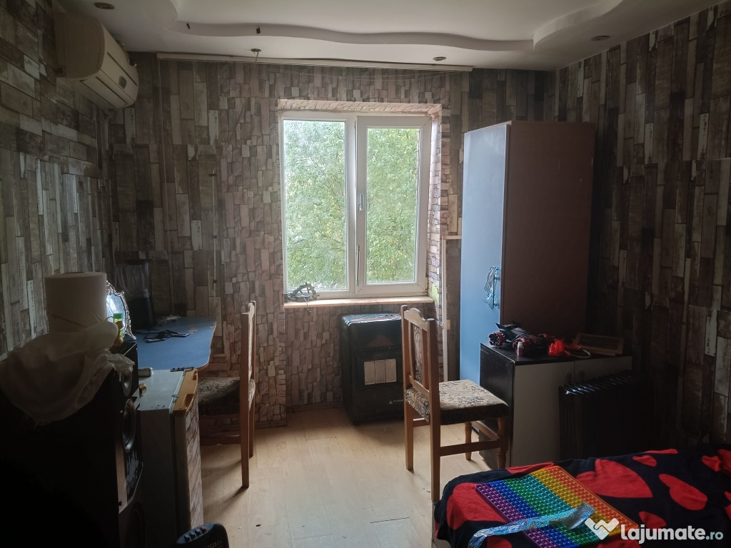 Garsoniera de inchiriat