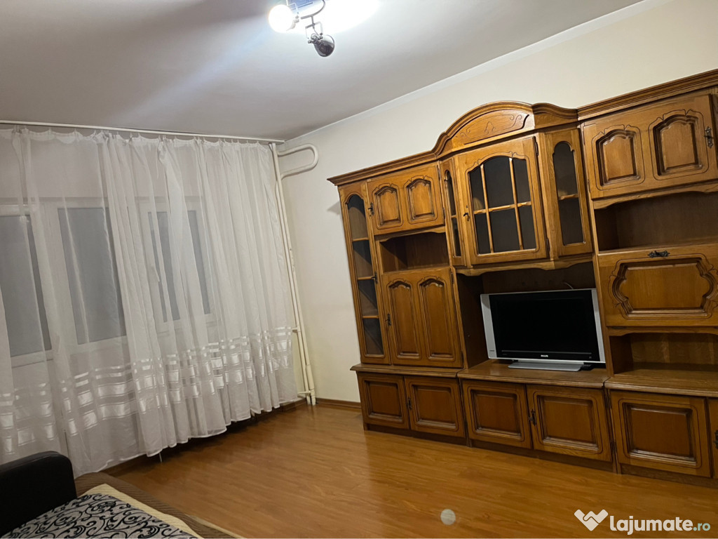 Închiriez apartament 2 camere