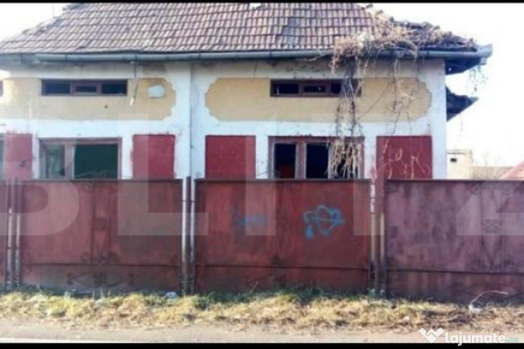CASA VECHE DEMOLABILA IN UNGHENI