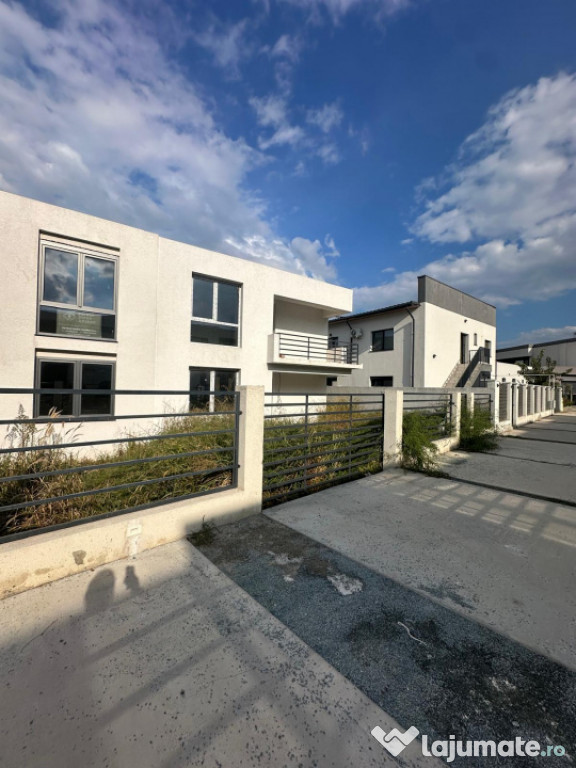 Casa situata in zona Mamaia Sat