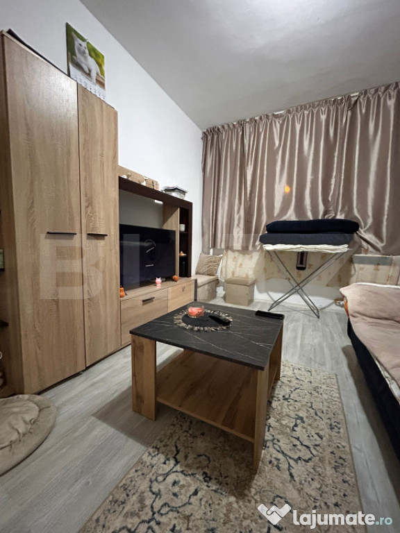 Garsoniera cochetă, zona UMF