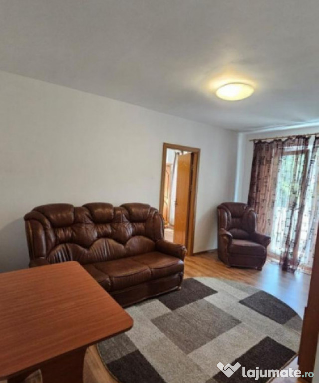 Apartament cu 2 camere/ balcon/zona Doraly Mall