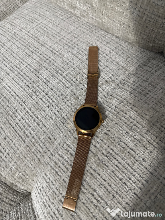 Smartwatch funcțional, stare bună, cu cablu USB