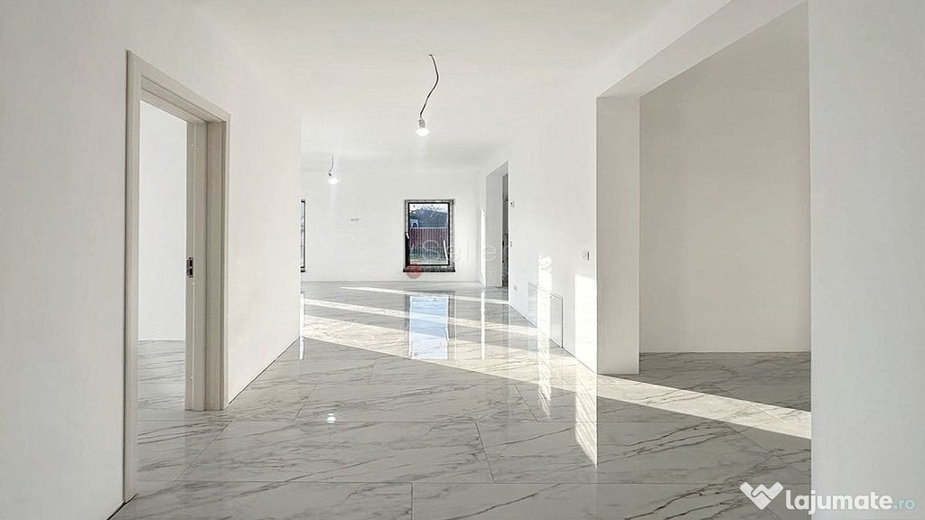 Curte Generoasa Compartimentare Practica