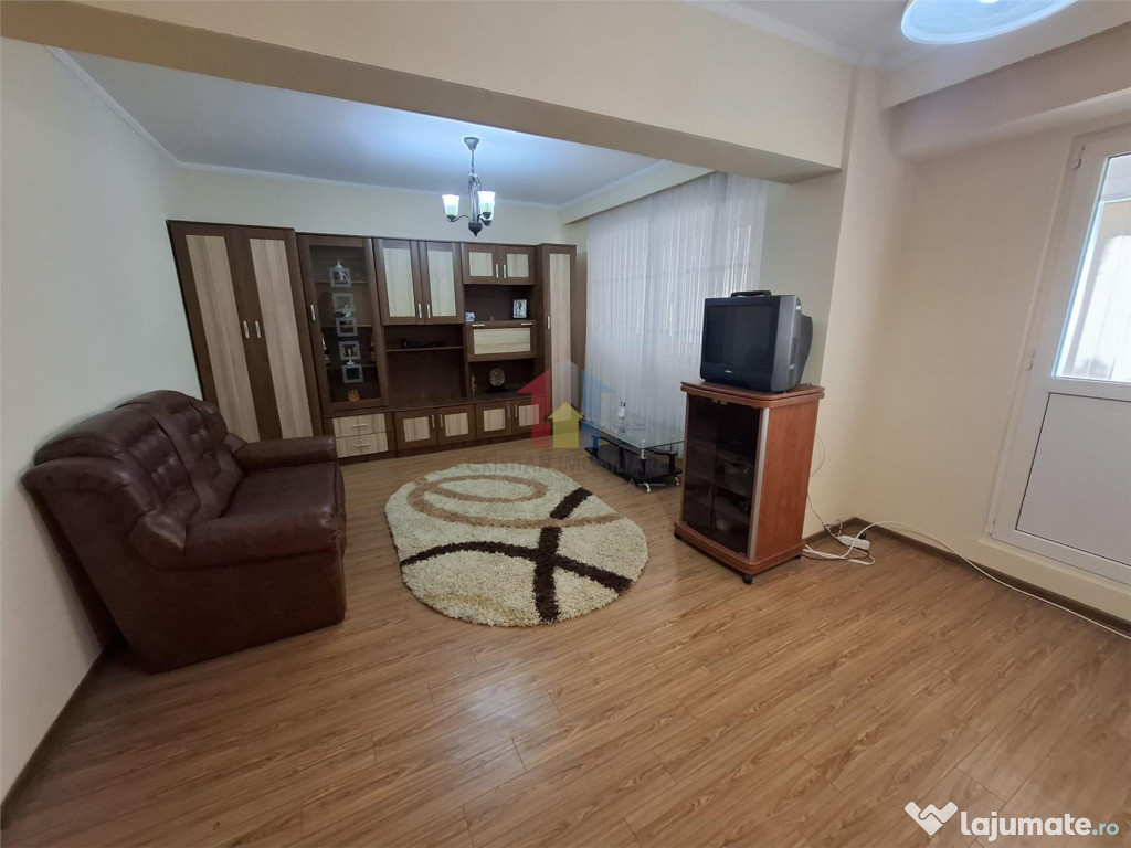 ULTRACENTRAL Bariera 2 cam 84mp, etaj 1 bloc cu lift Mobilat