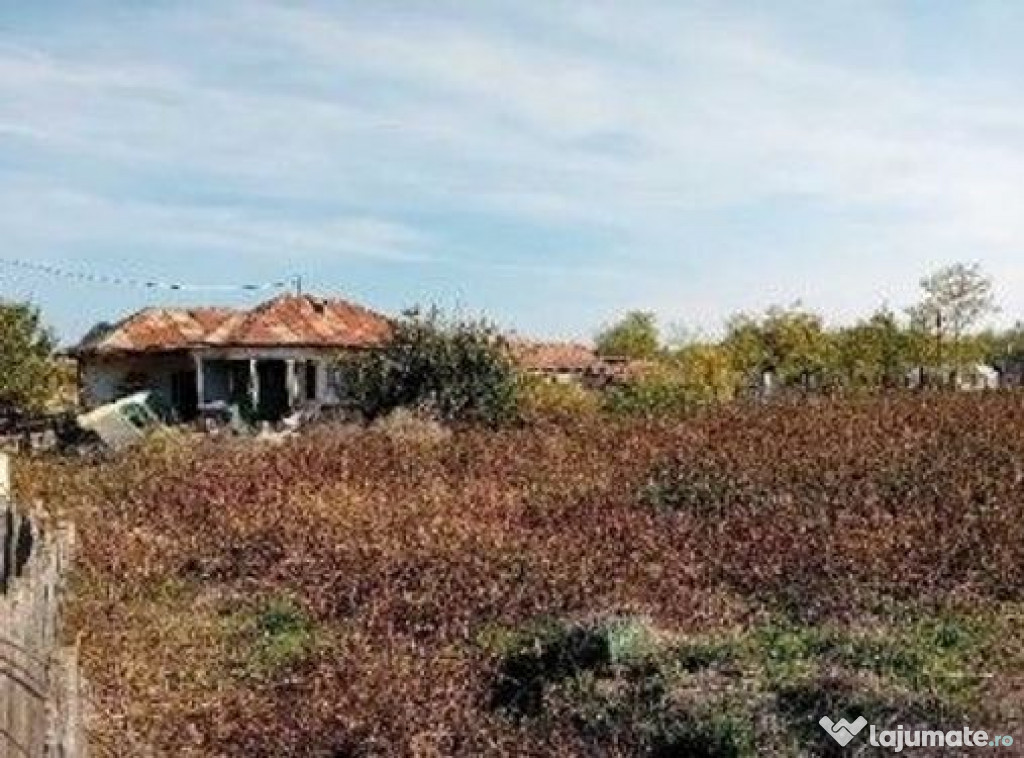 Casa si teren Glodeanu Sarat ; ID: R2839616