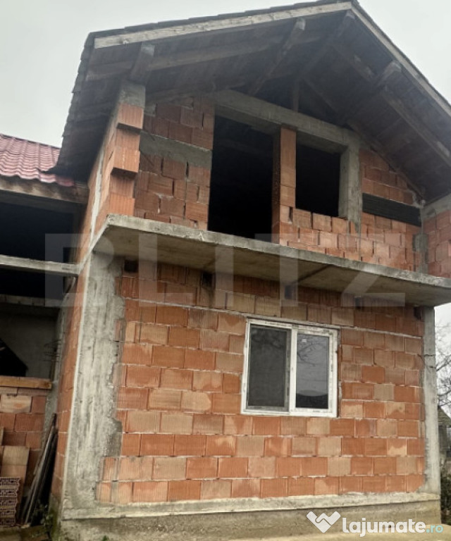 Casa + Teren 30 ari Doba