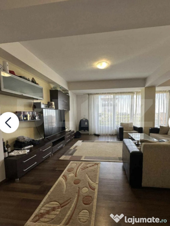 Apartament cu 3 camere, 100 mp, zona Semicentrală