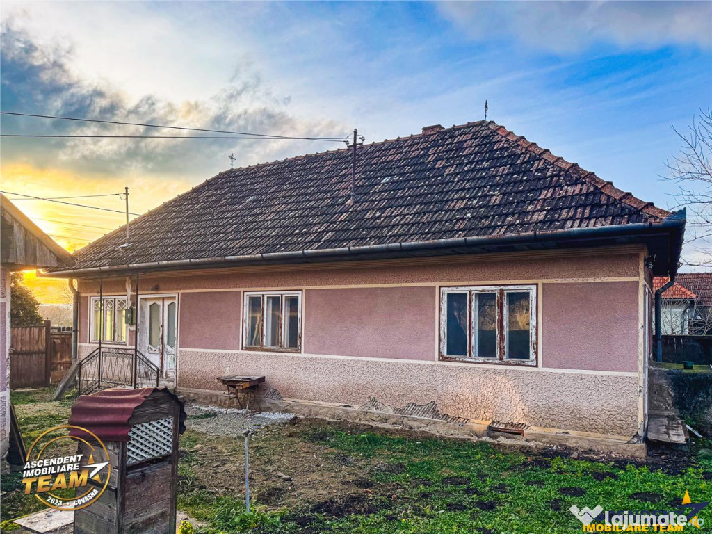 FILM! Gospodarie cu atmosfera traditionala,1.032 mp de verde