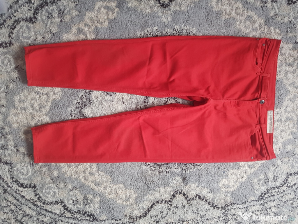 Blugi elastici femei