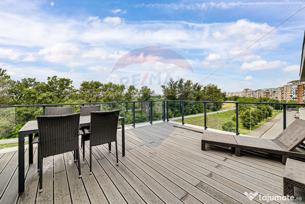 Apartament spațios cu terasa si vedere spre Mureș + loc...