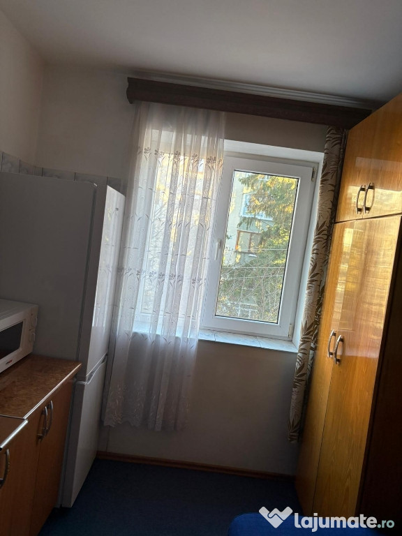 Garsoniera de vânzare în Câmpina