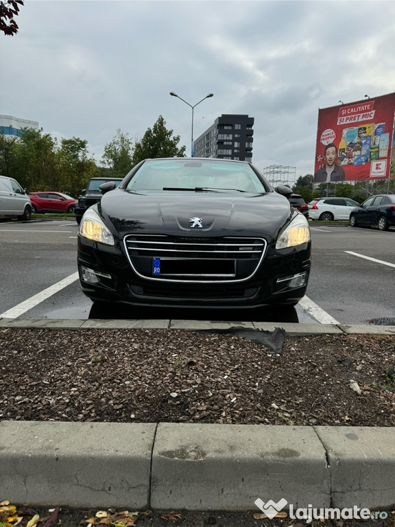 Peugeot AWD Hybrid 2013