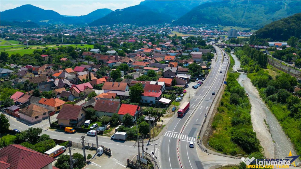 Casa cu 4 apartamente independente: Oportunitate Rezidential