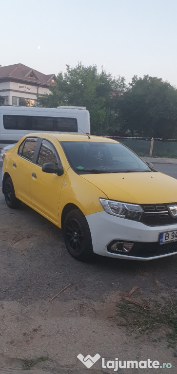 Vânzarea se referă la un autoturism marca Logan din anul 2017,