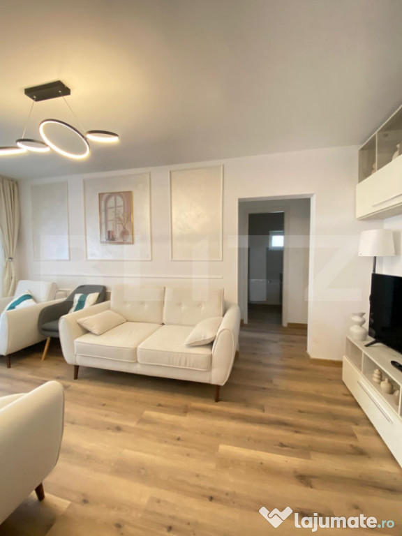 Apartament cu 4 camere, decomandat, pe Calea București