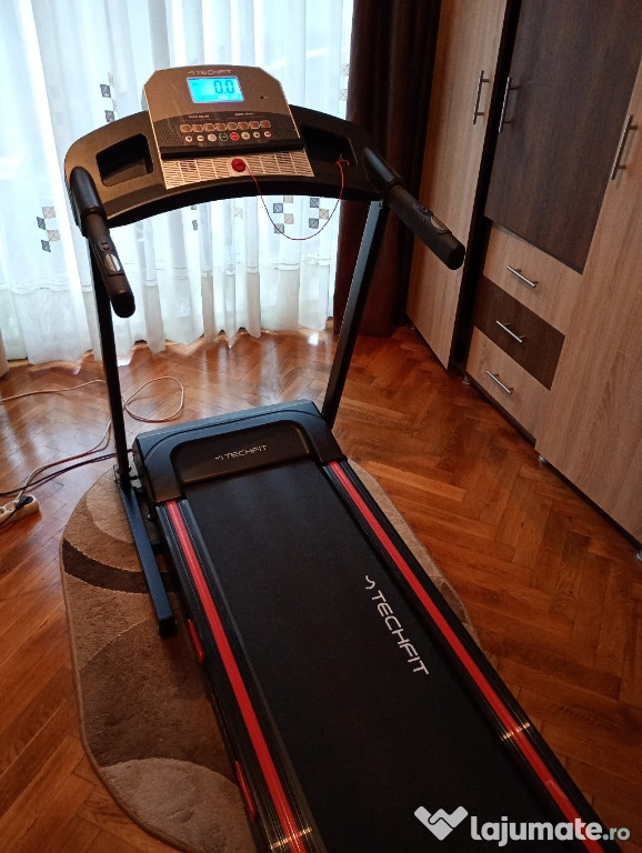 Vând Bandă de Alergare TECHFIT MT150