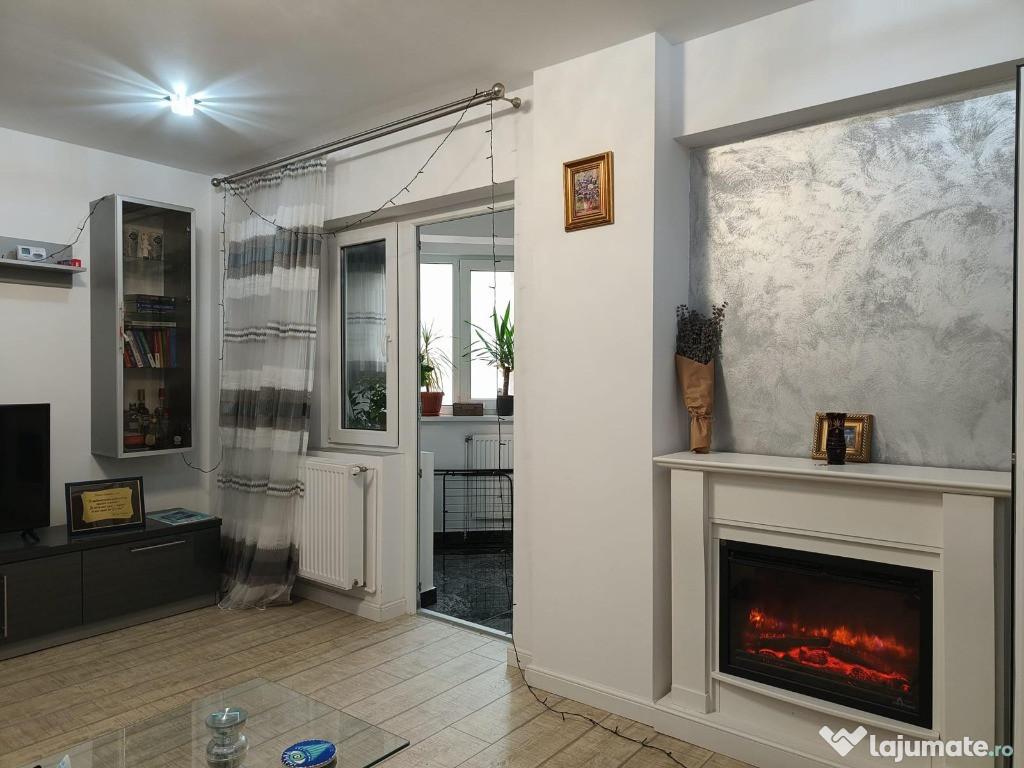 Ap. 2 cam,decomandat,et. 1/4,renovat modern,centrala proprie,an 1978