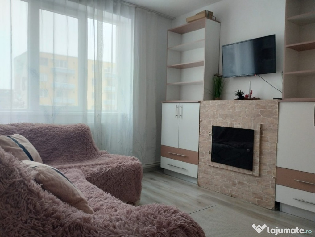 Apartament 2 camere in Deva, zona ultracentrala Bd 1 Decembrie, et 1