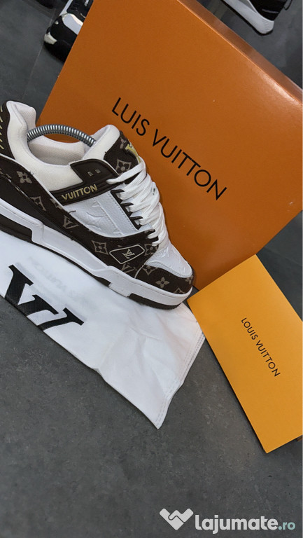 Adidasi bărbații de la 40-44