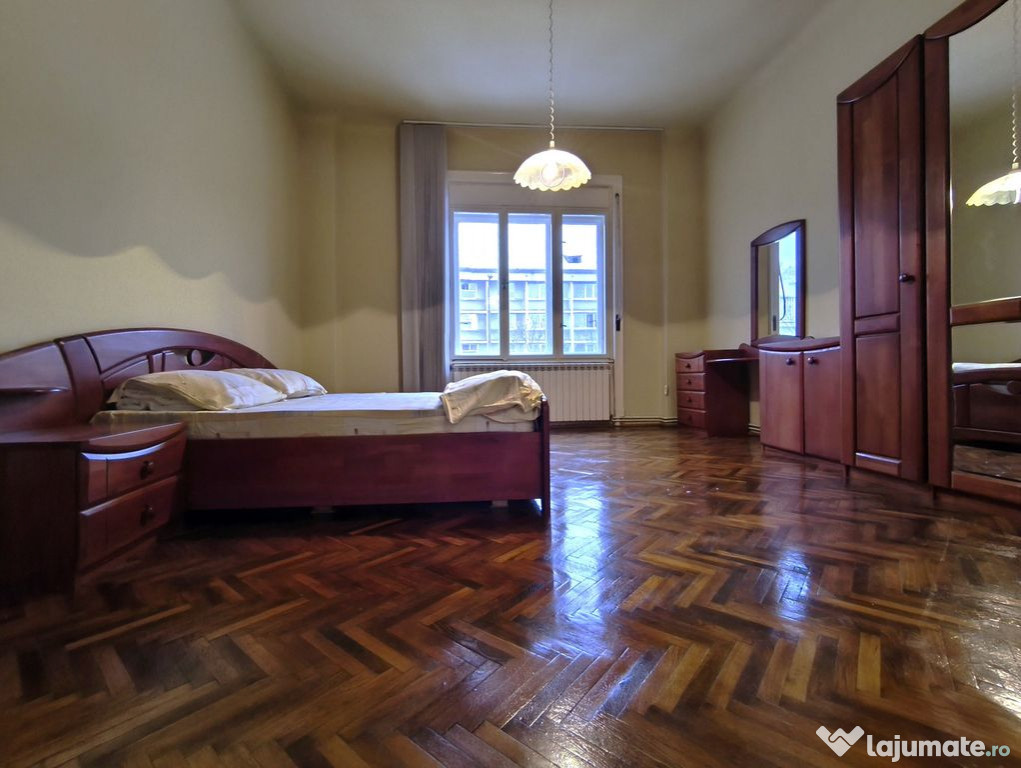 Apartmanet cu 3 camere Iosefin etajul 1