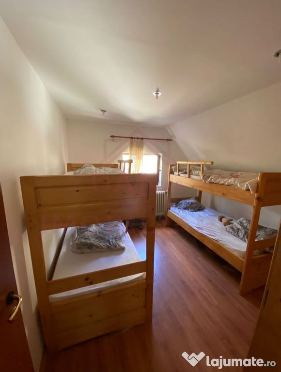 CASĂ\ VILĂ 6 CAMERE, LA MUNTELE MIC,JUD. CARAȘ-SEVERIN...