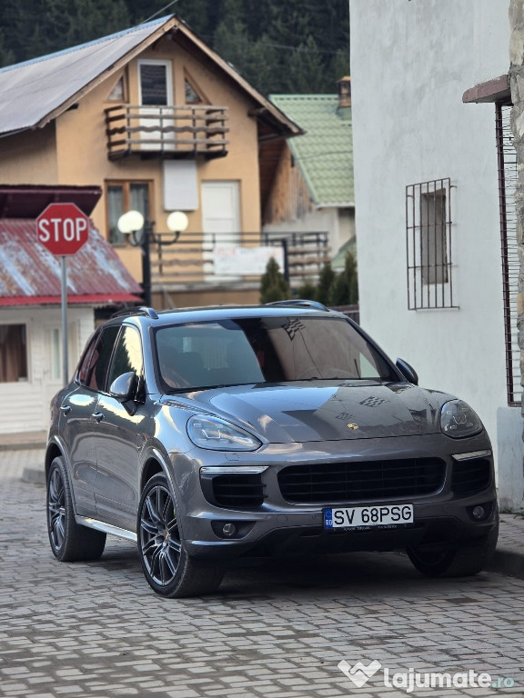 Porsche Cayenne S E-Hybrid