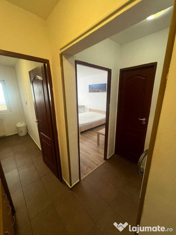 Garsoniera decomandata - zona Auchan Titan