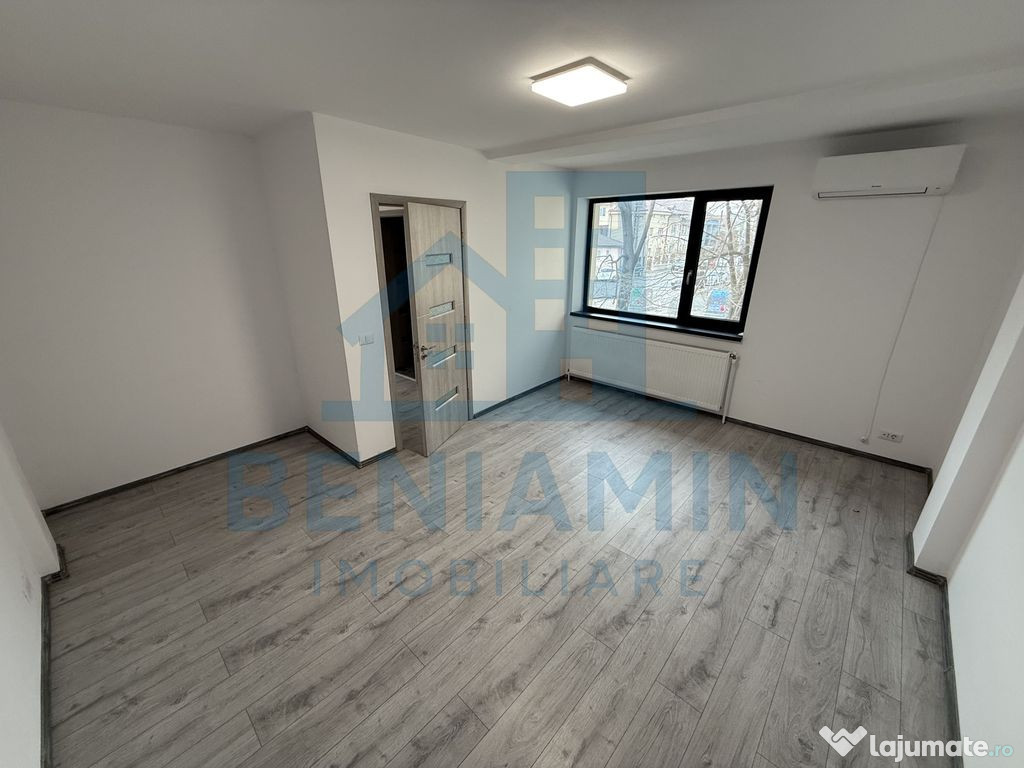 Spatiu Central - Nanterre - 111mp - trafic pietonal - Dis...