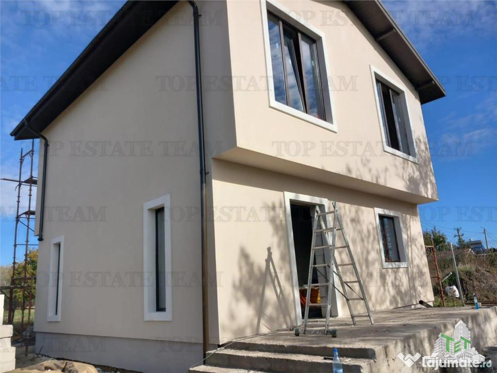 Vila cu 5 camere de in Frumusani