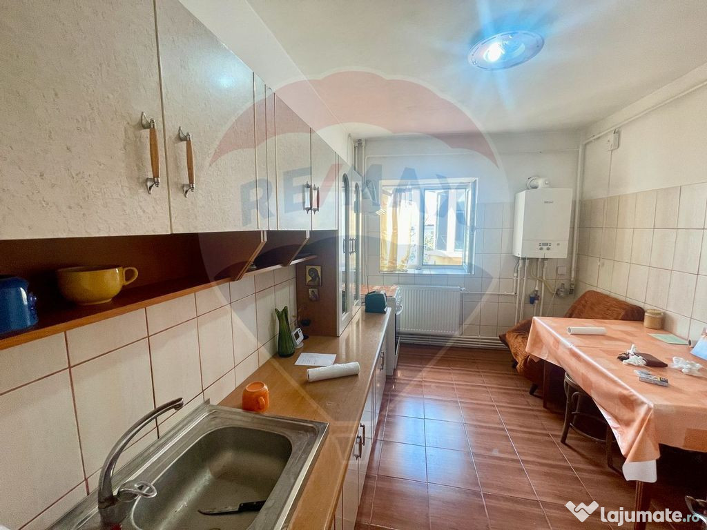 Apartament 3 camere Marco Spital