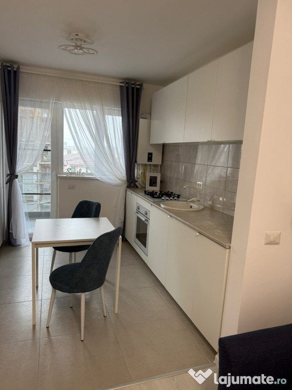 2 scaune tapitate albastre