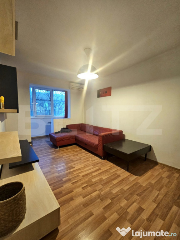 Apartament cu 3 camere, zona Dacia